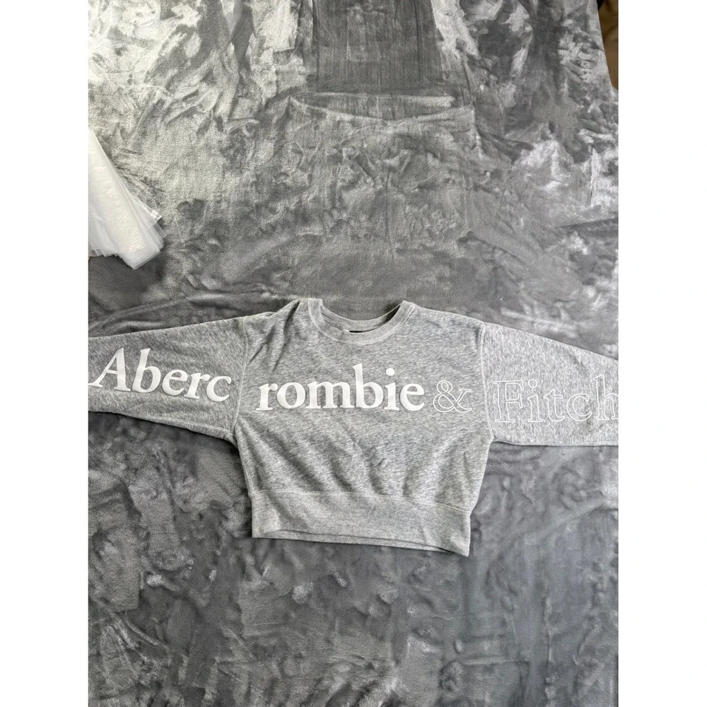 Abercrombie & Fitch Logo Cropped Crewneck Sweatshirt Women's Size S Gray Cotton